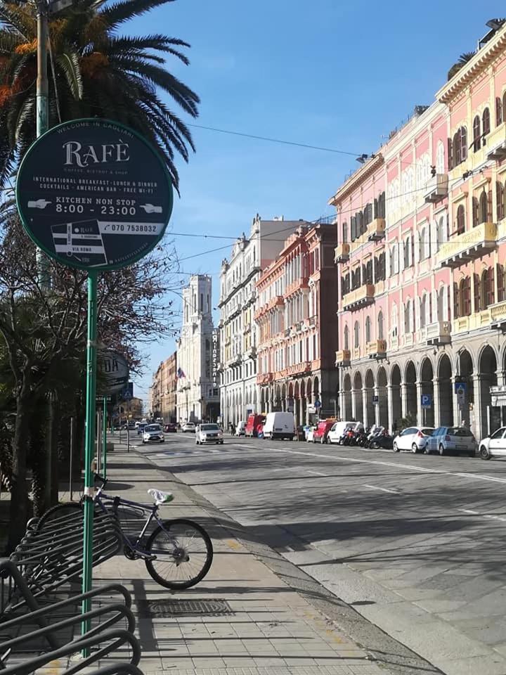 B.House Bed & Breakfast Cagliari Luaran gambar
