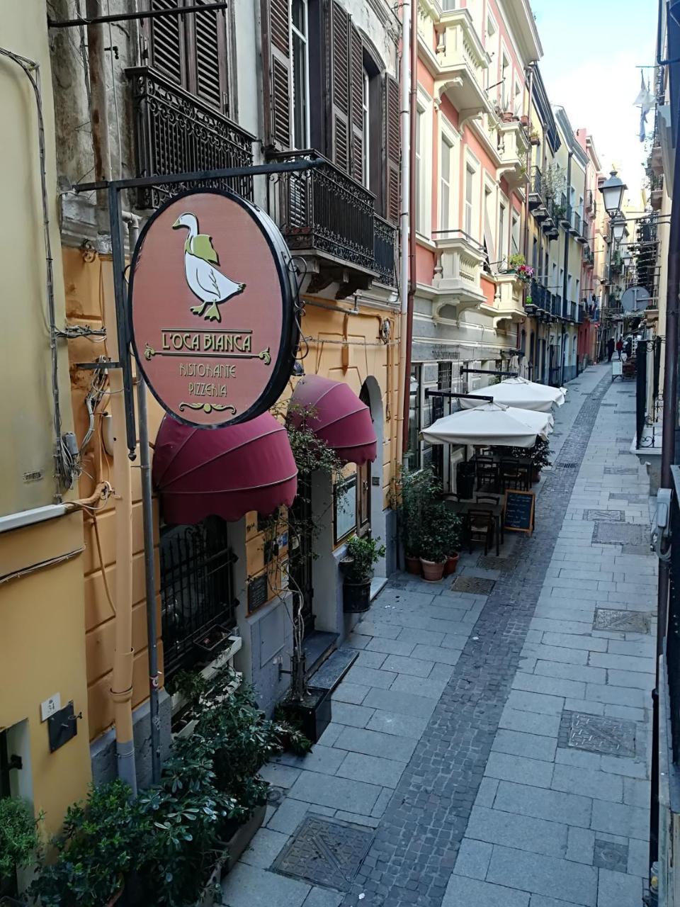 B.House Bed & Breakfast Cagliari Luaran gambar