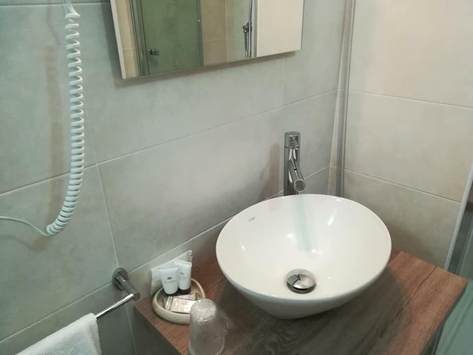B.House Bed & Breakfast Cagliari Luaran gambar